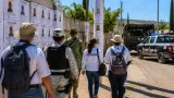Fresnillo: autoridades y colectivos peinan Plan de Ayala y colocan 900 cédulas de búsqueda