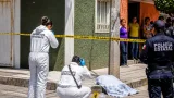 Hallan restos humanos en colonia de Naucalpan; autoridades acordonan la zona
