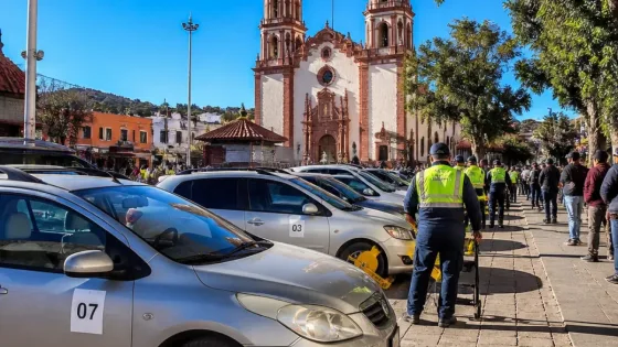Tecate reactiva las "arañas" en el centro por incumplimiento de pago en parquímetros
