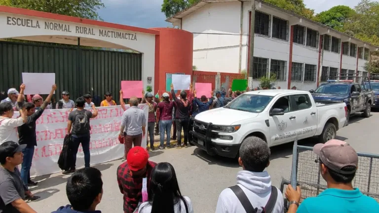 Fiscalía investiga cinco denuncias por novatadas en la Escuela Normal Rural Mactumactzá