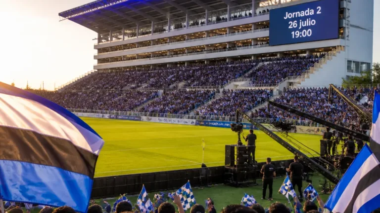 Pachuca recibe a Querétaro en el Hidalgo: horario, transmisión y contexto para la Fecha 2
